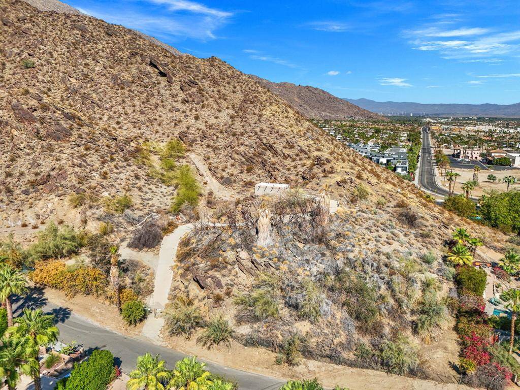 Palm Springs, CA 92264,1 Ridge Road