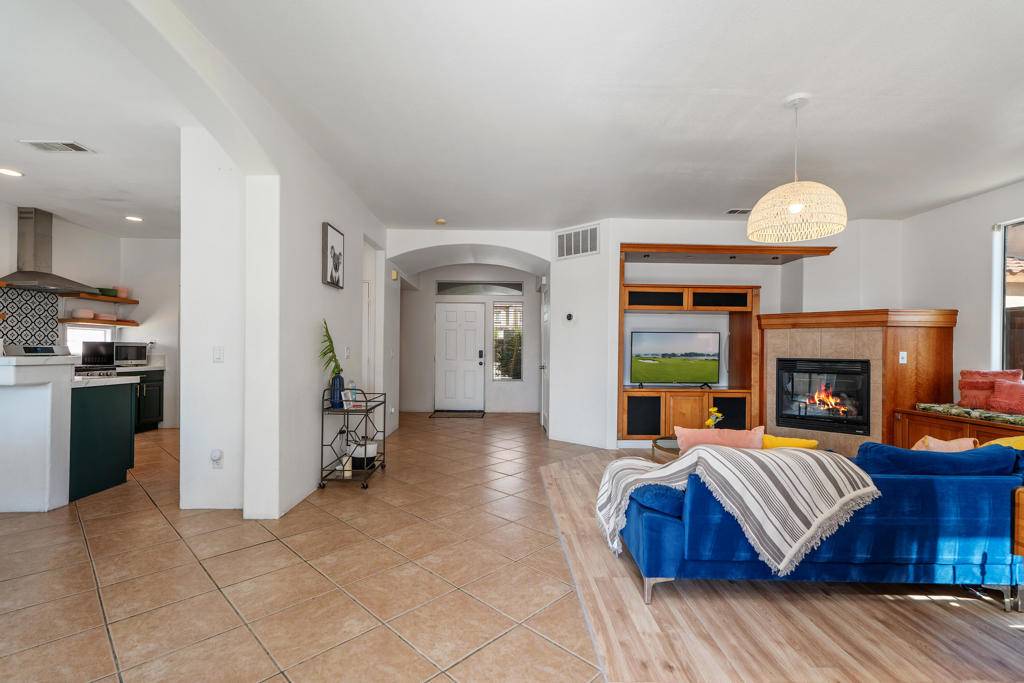 Coachella, CA 92236,50209 Calle Tolosa