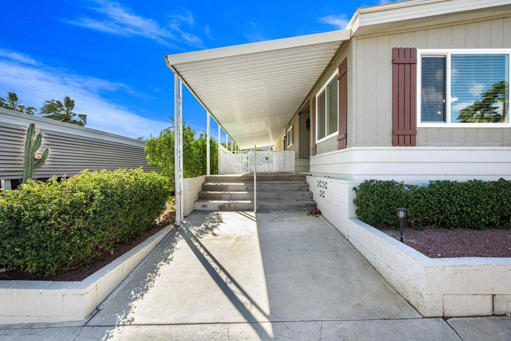 Palm Desert, CA 92260,49305 Highway 74 #117
