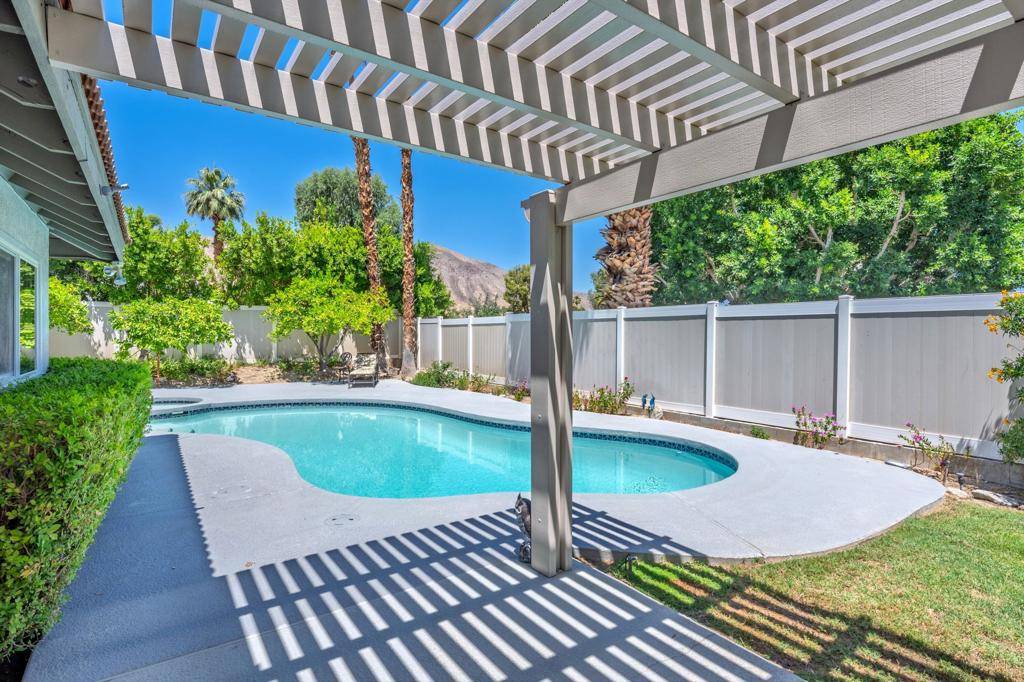 Palm Desert, CA 92260,72890 Amber ST