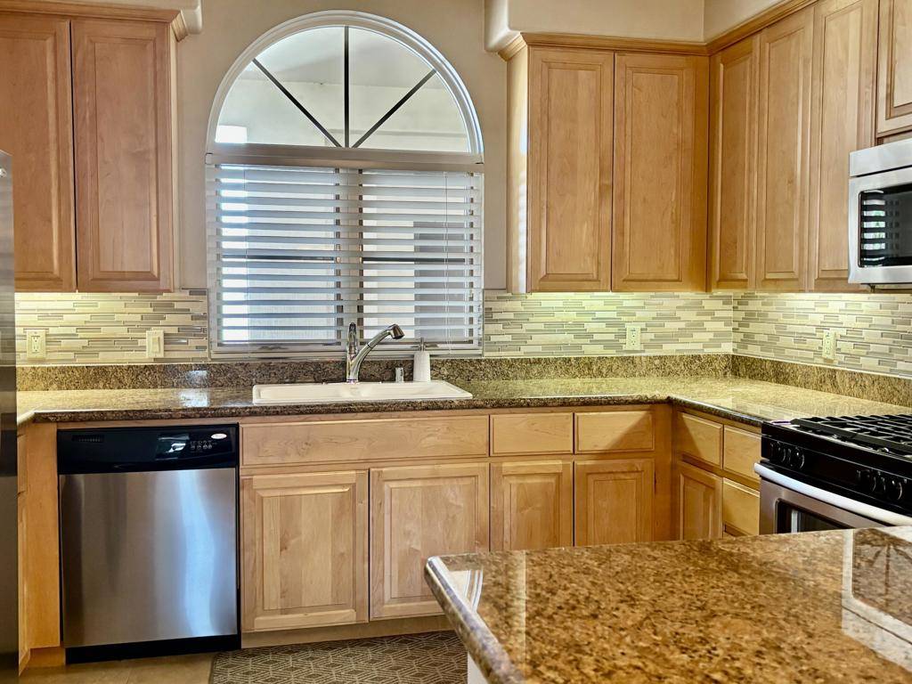 Palm Desert, CA 92260,1810 Via San Martino