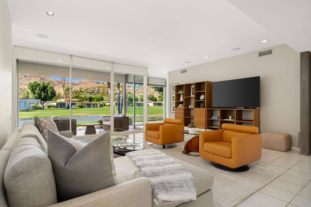 Palm Springs, CA 92264,337 Westlake TER
