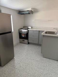 Desert Hot Springs, CA 92240,66321 Buena Vista AVE #3