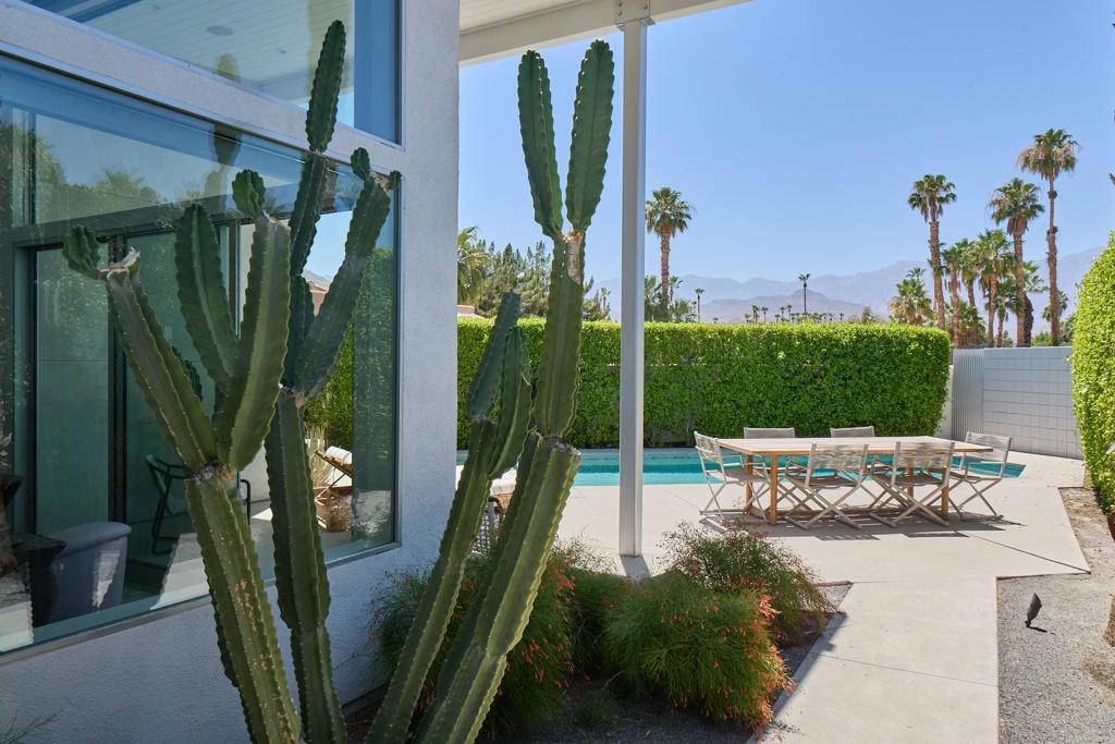 Rancho Mirage, CA 92270,37615 Peacock CIR