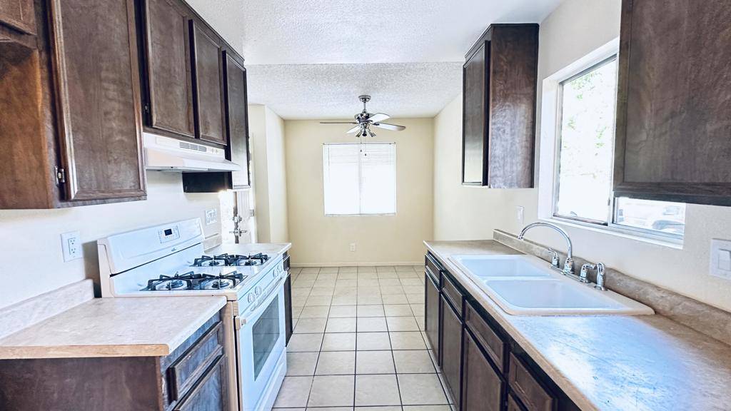 Hemet, CA 92545,639 Corona ST