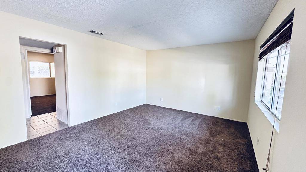Hemet, CA 92545,639 Corona ST