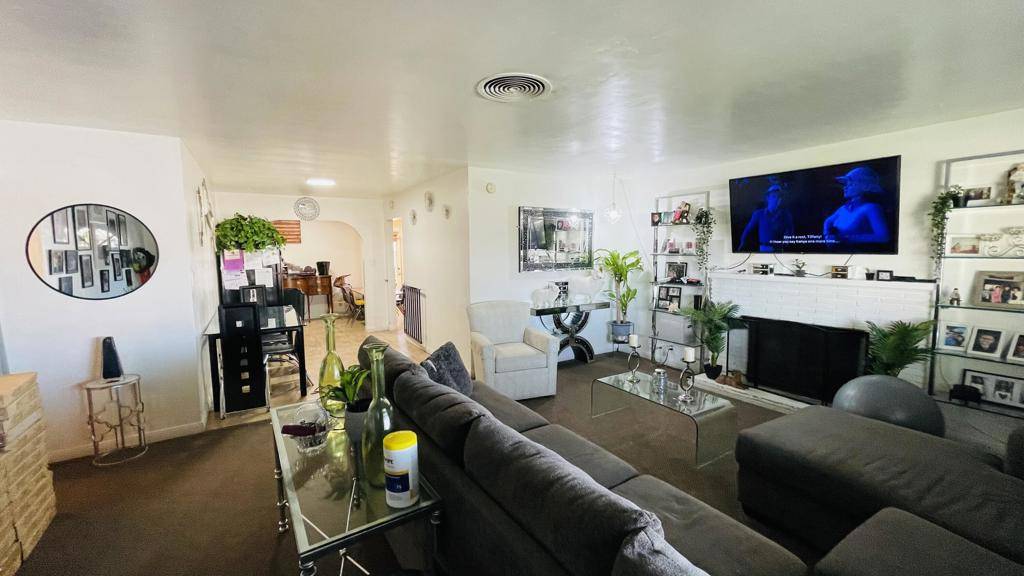 Indio, CA 92201,43930 Towne ST