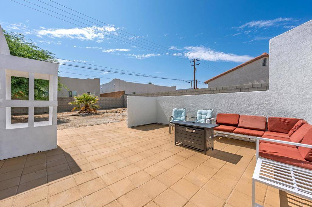 Desert Hot Springs, CA 92240,13721 Julian DR