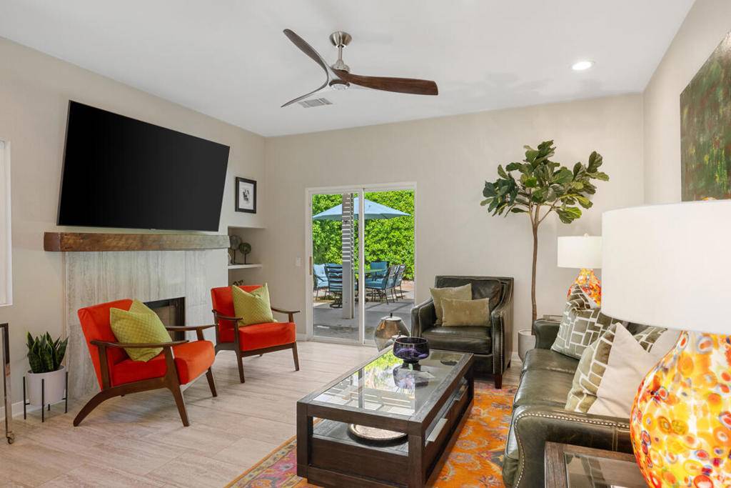 Palm Springs, CA 92262,642 E Daisy ST