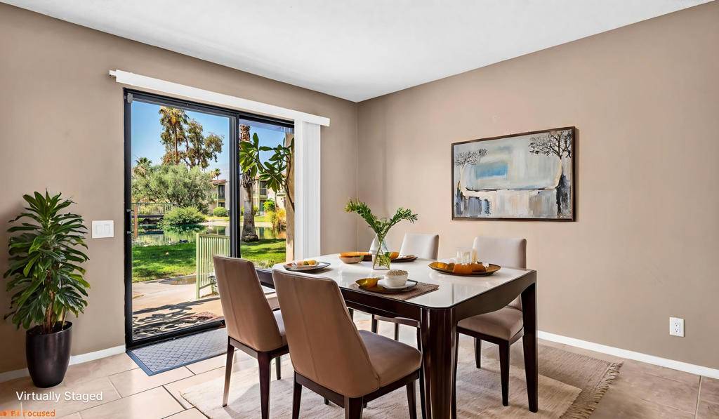 Cathedral City, CA 92234,44 Lakeview Circle
