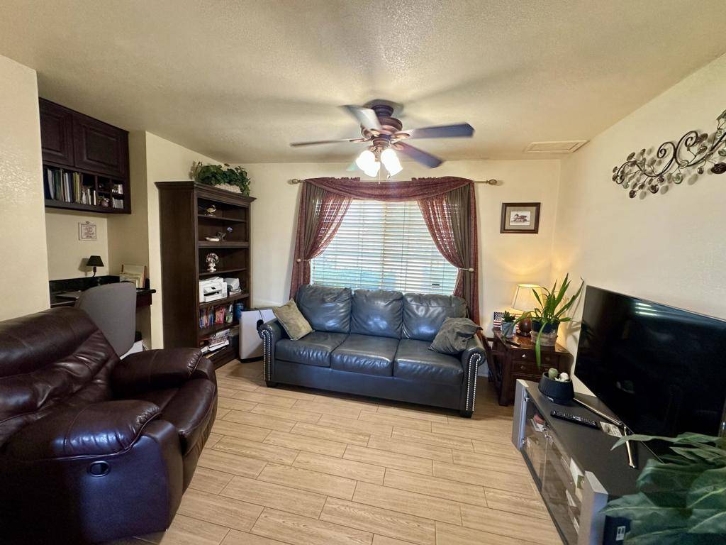 Blythe, CA 92225,641 Ocotillo RD