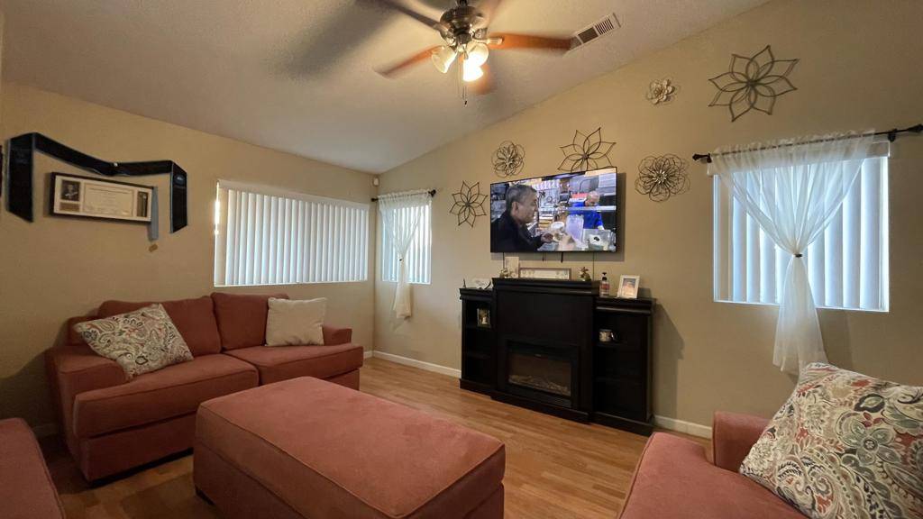 Coachella, CA 92236,49071 Sierra ST