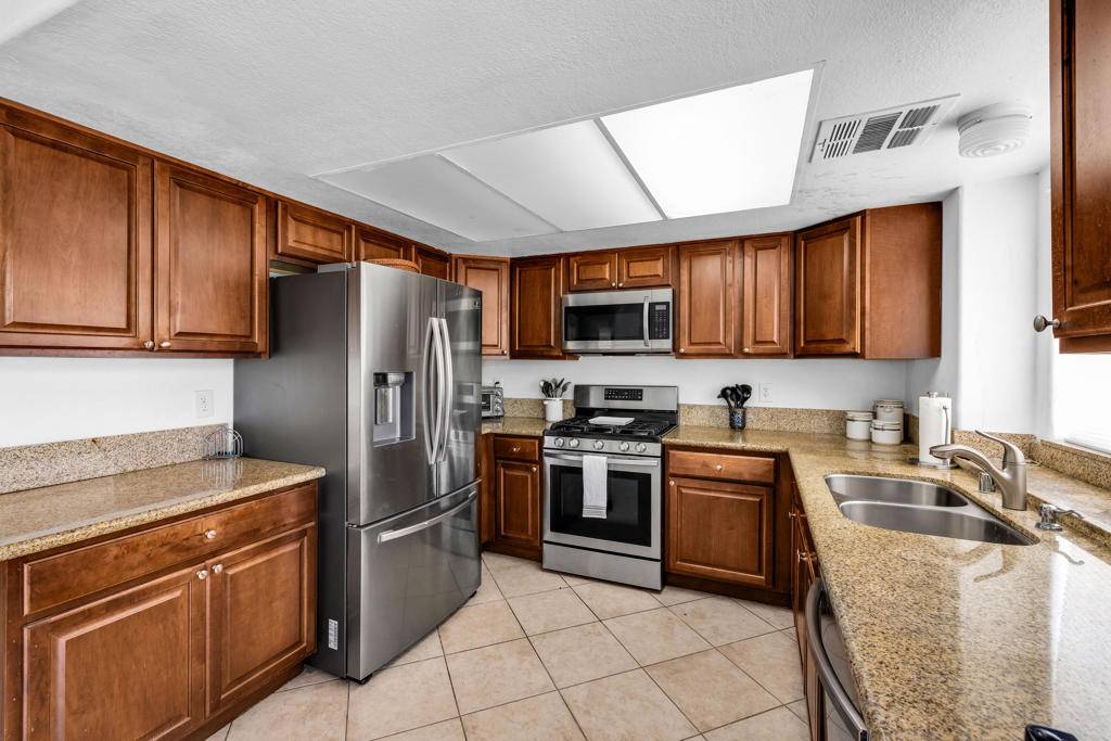 Cathedral City, CA 92234,31575 Avenida Maravilla