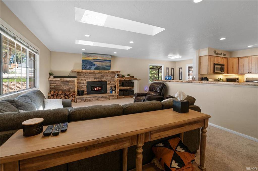 Big Bear, CA 92315,42729 Haupstrasse DR