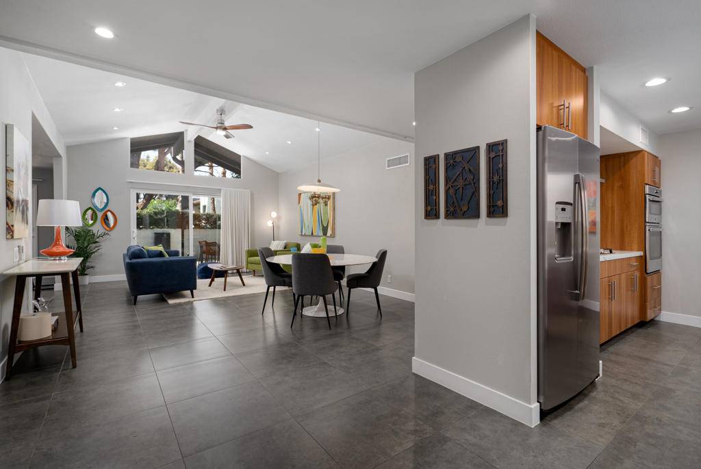 Palm Springs, CA 92264,290 E San Jose RD #52