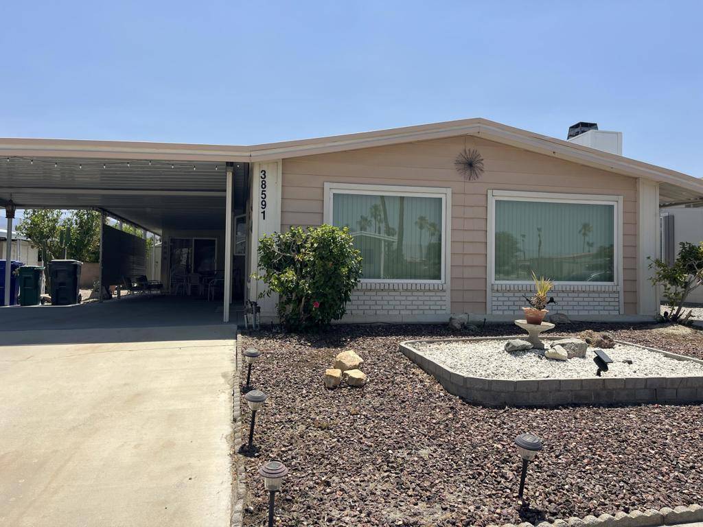 Palm Desert, CA 92260,38591 Desert Greens DR W