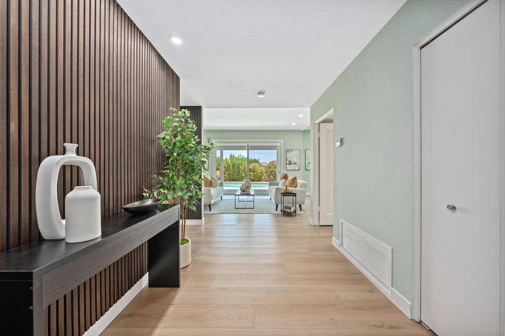 Palm Desert, CA 92260,72920 Somera RD