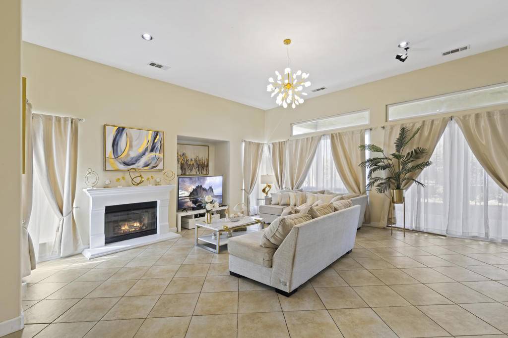 Bermuda Dunes, CA 92203,42533 Capri DR