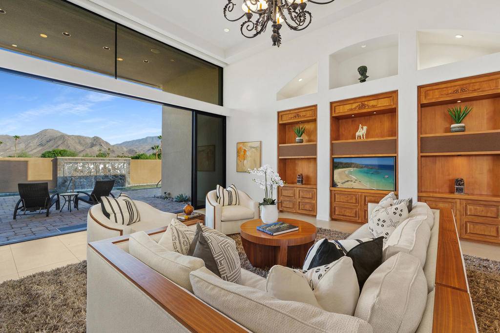 Palm Desert, CA 92260,73481 Mariposa DR