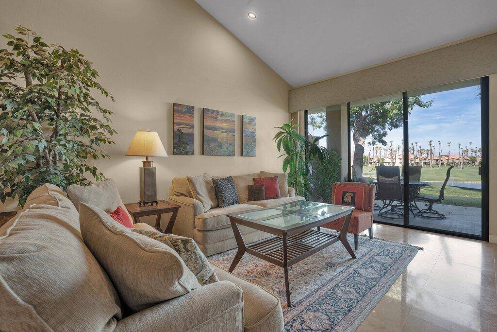 Palm Desert, CA 92211,38380 Crocus LN