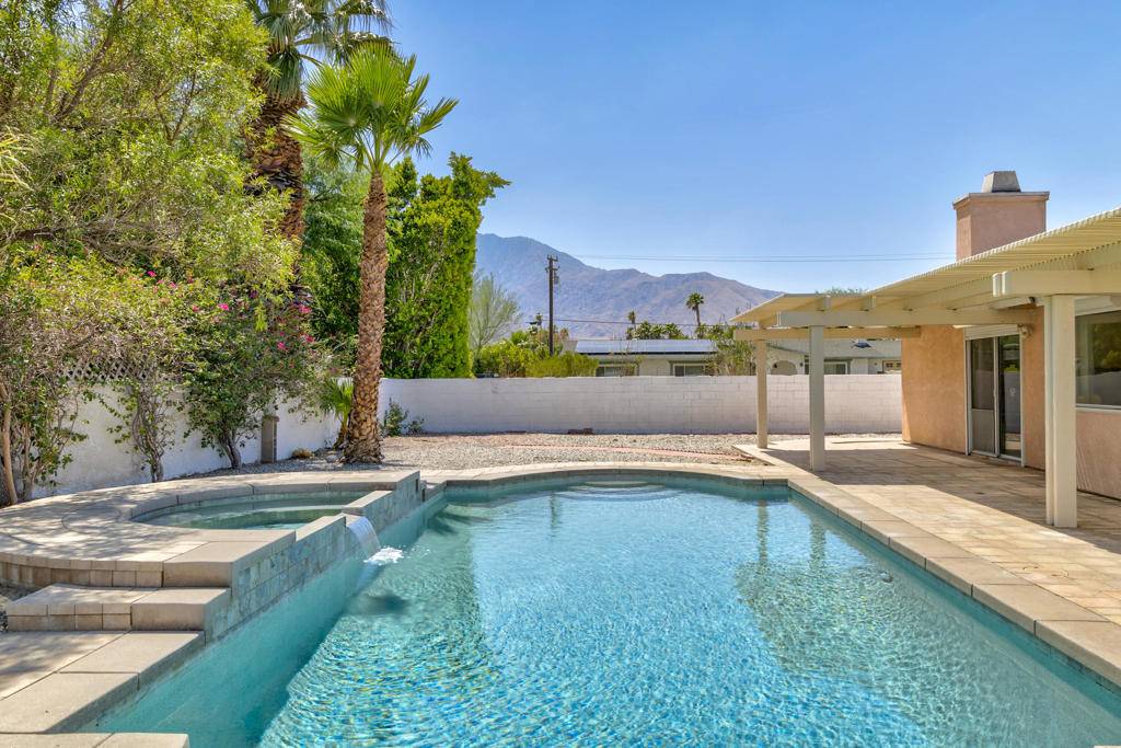 Palm Springs, CA 92262,2643 E Venetia RD