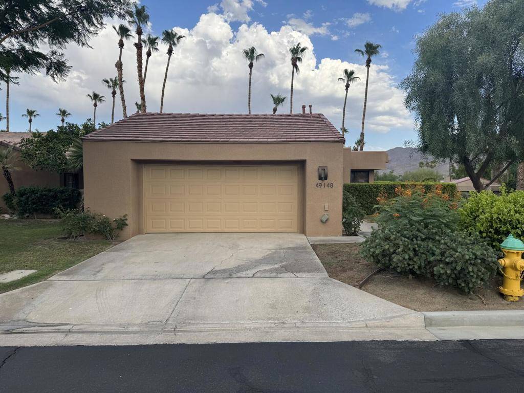 Palm Desert, CA 92260,49148 Quercus LN