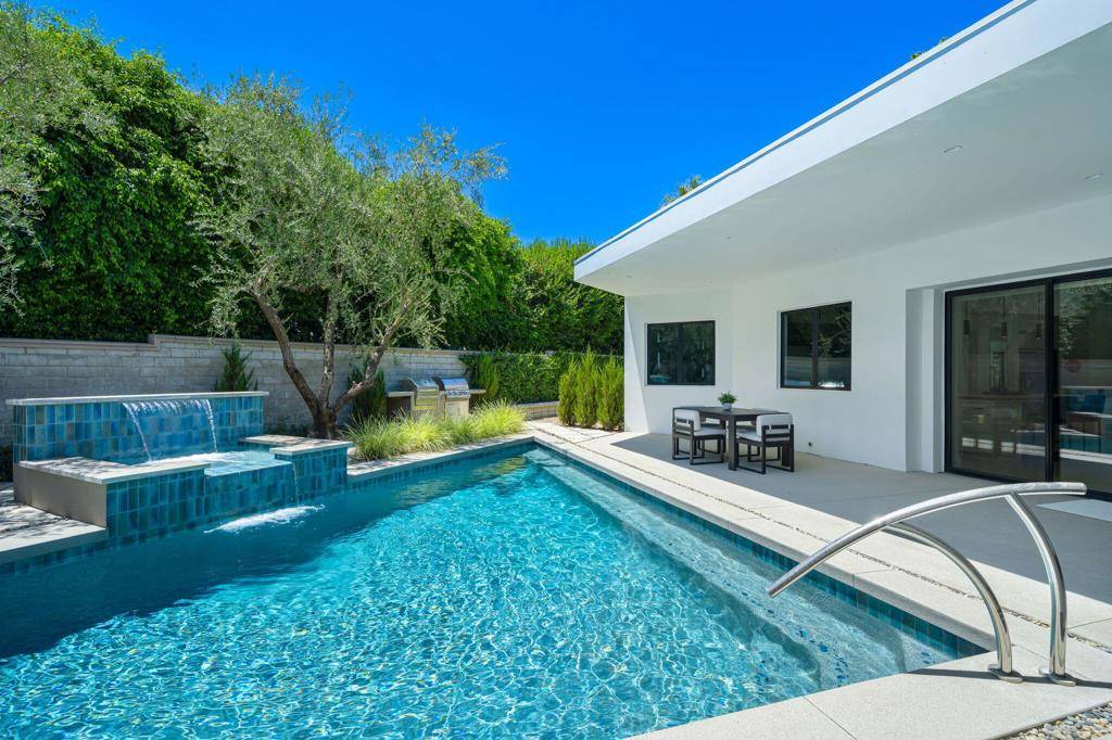 Palm Desert, CA 92260,74846 Fox Hills CT