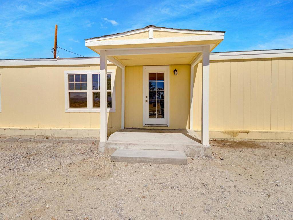 Thermal, CA 92274,2204 Ocean Side AVE