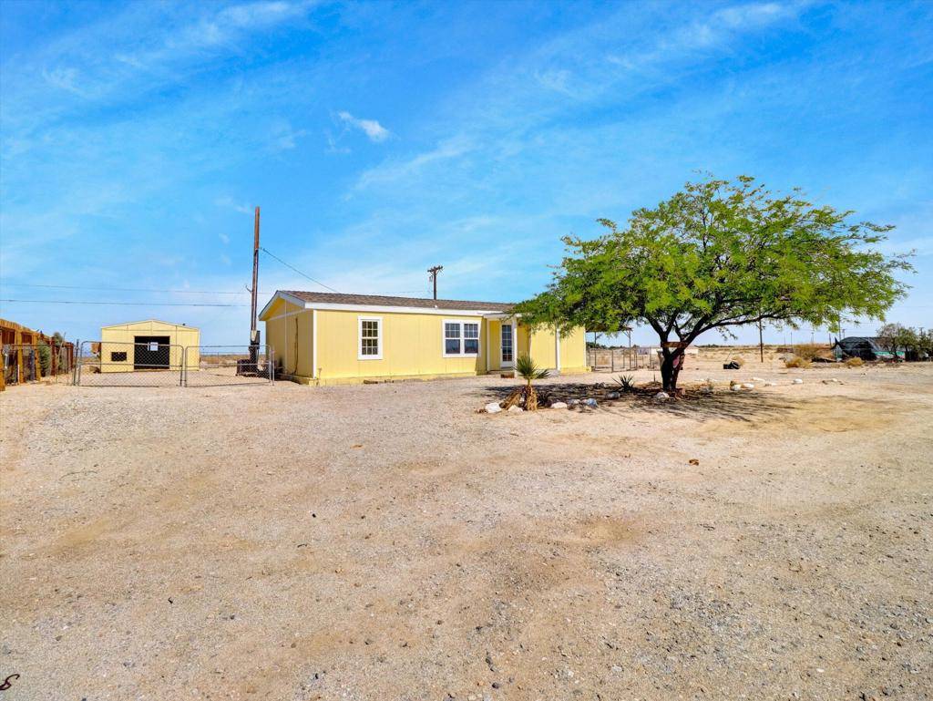 Thermal, CA 92274,2204 Ocean Side AVE