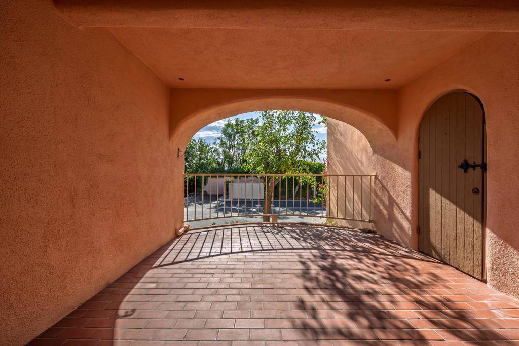 Palm Springs, CA 92262,500 E Amado RD #511