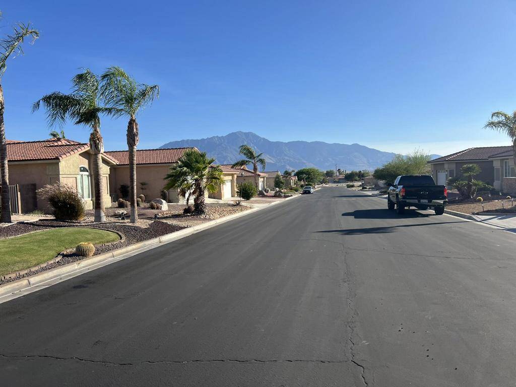 Desert Hot Springs, CA 92240,8313 Meadows WAY