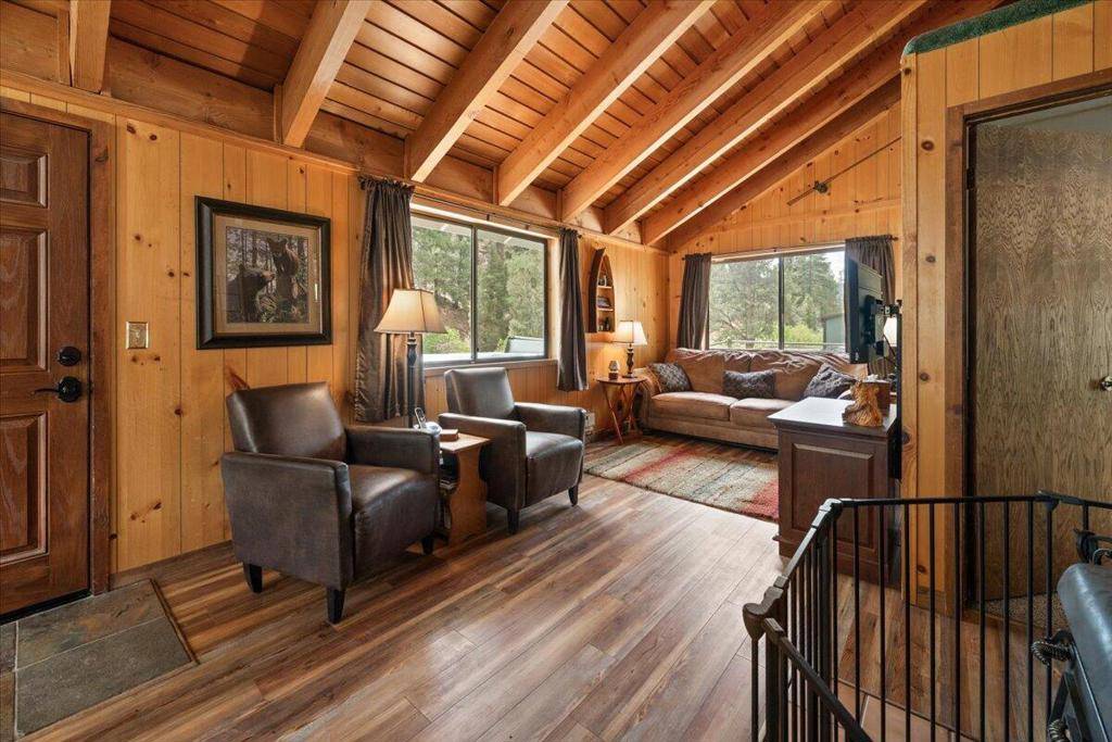 Big Bear, CA 92314,1160 Wendy AVE