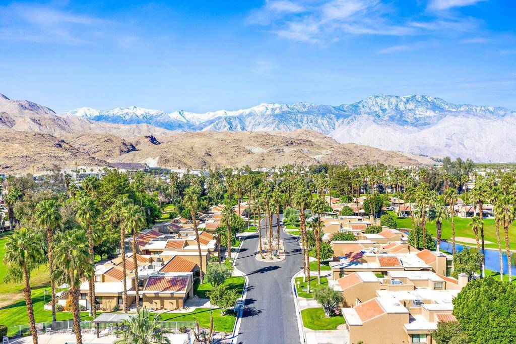 Palm Springs, CA 92264,7452 Regency DR