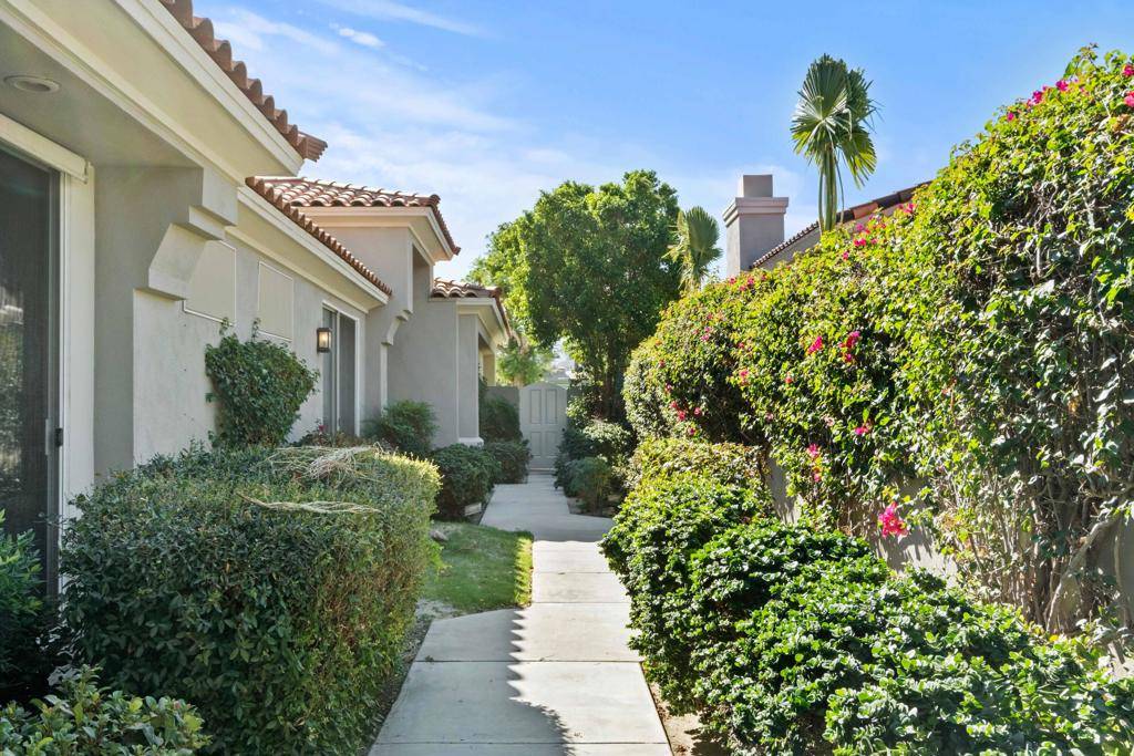 Palm Desert, CA 92211,781 Box Canyon TRL