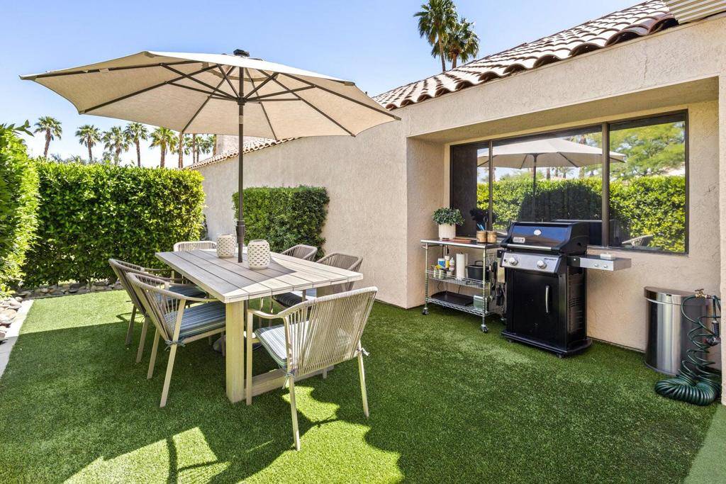 Rancho Mirage, CA 92270,303 Forest Hills Drive