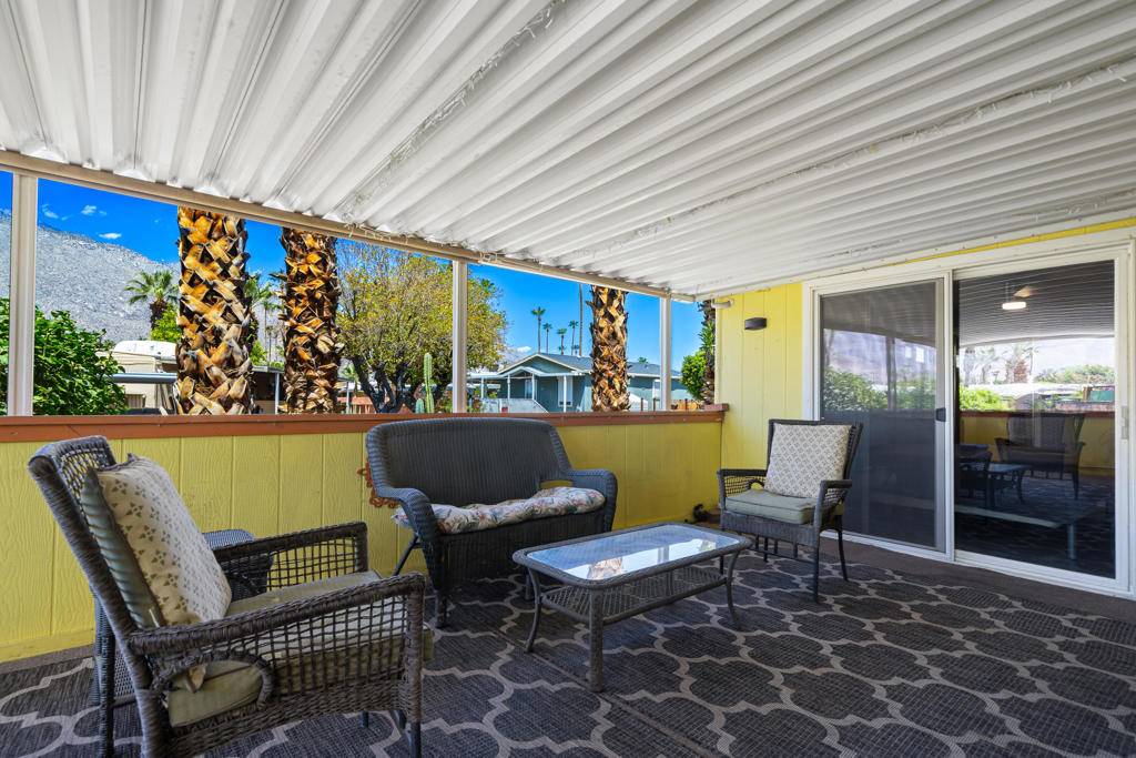 Palm Springs, CA 92264,306 Logenita ST