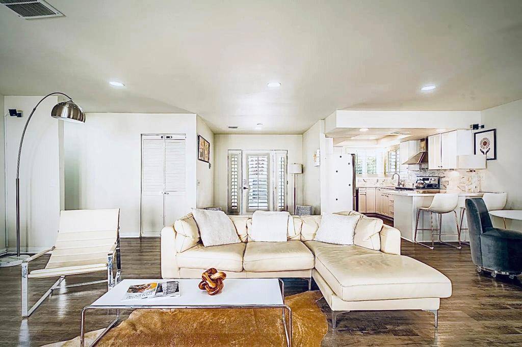Palm Desert, CA 92260,45931 Panorama DR
