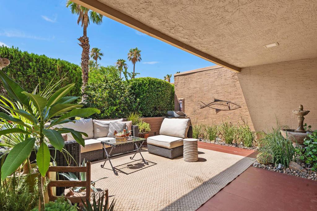 Palm Springs, CA 92262,2557 N Whitewater DR #B
