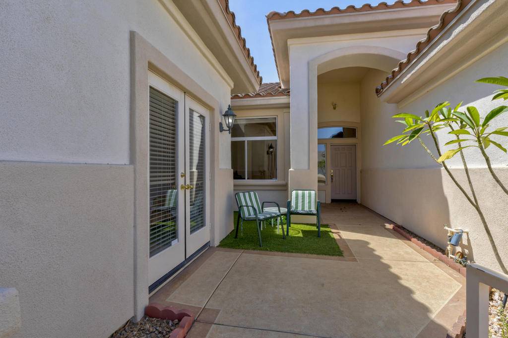 Palm Desert, CA 92211,37549 Turnberry Isle DR