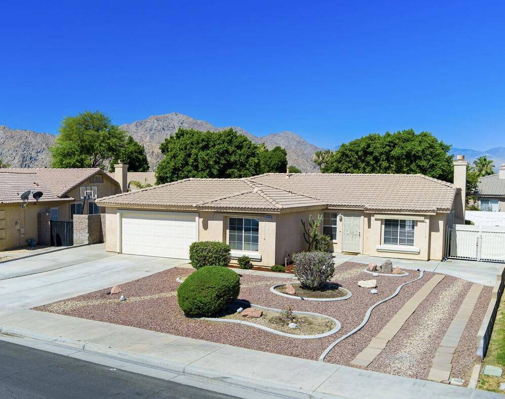 La Quinta, CA 92253,45405 Deerbrook CIR