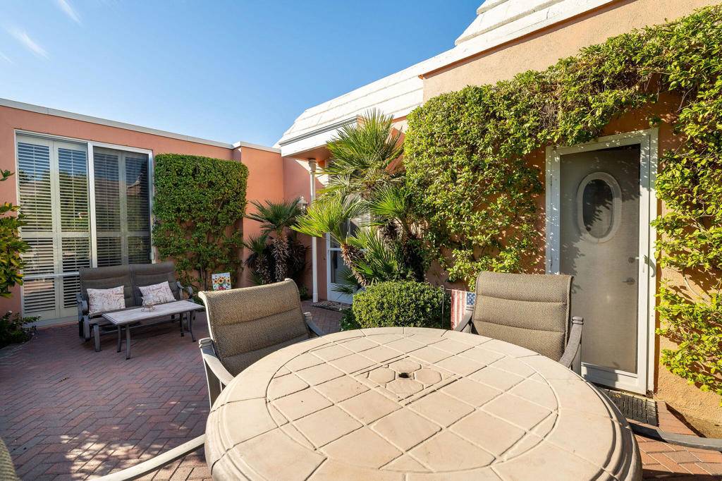 Palm Desert, CA 92260,47212 Marrakesh DR