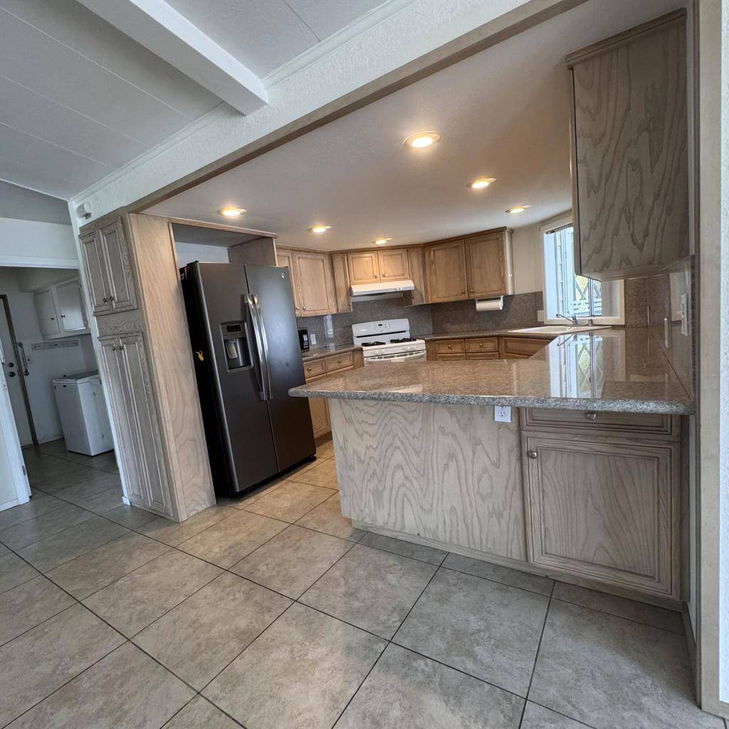 Palm Desert, CA 92260,39880 Palm Greens Pkwy