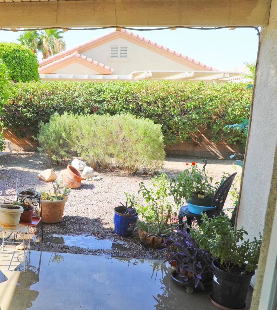 Palm Desert, CA 92211,78584 Glastonbury WAY
