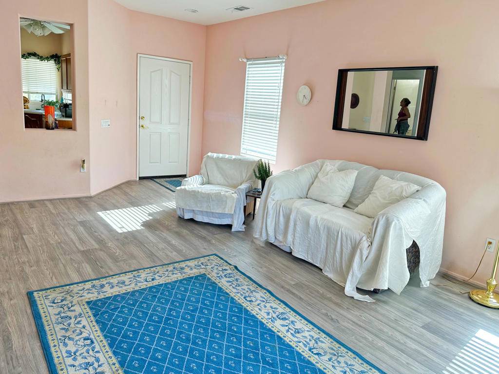 Palm Desert, CA 92211,78584 Glastonbury WAY
