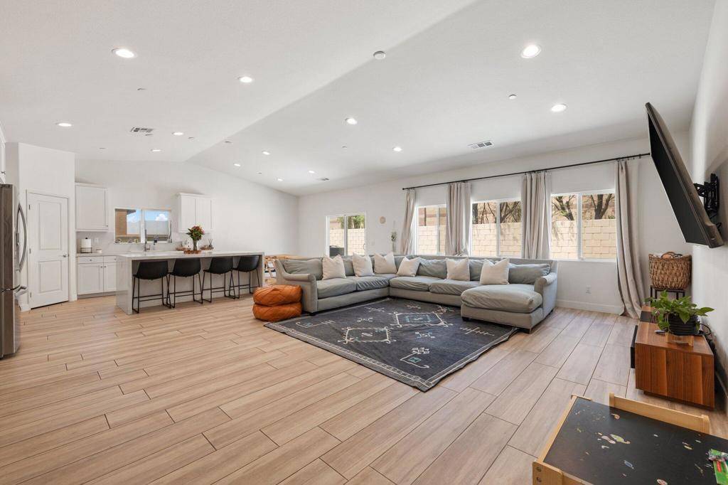 Indio, CA 92203,42939 Cowboy CT