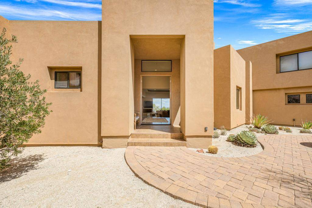Mountain Center, CA 92561,61474 Hanging Rock LN