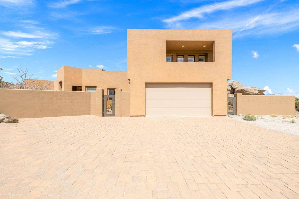Mountain Center, CA 92561,61474 Hanging Rock LN