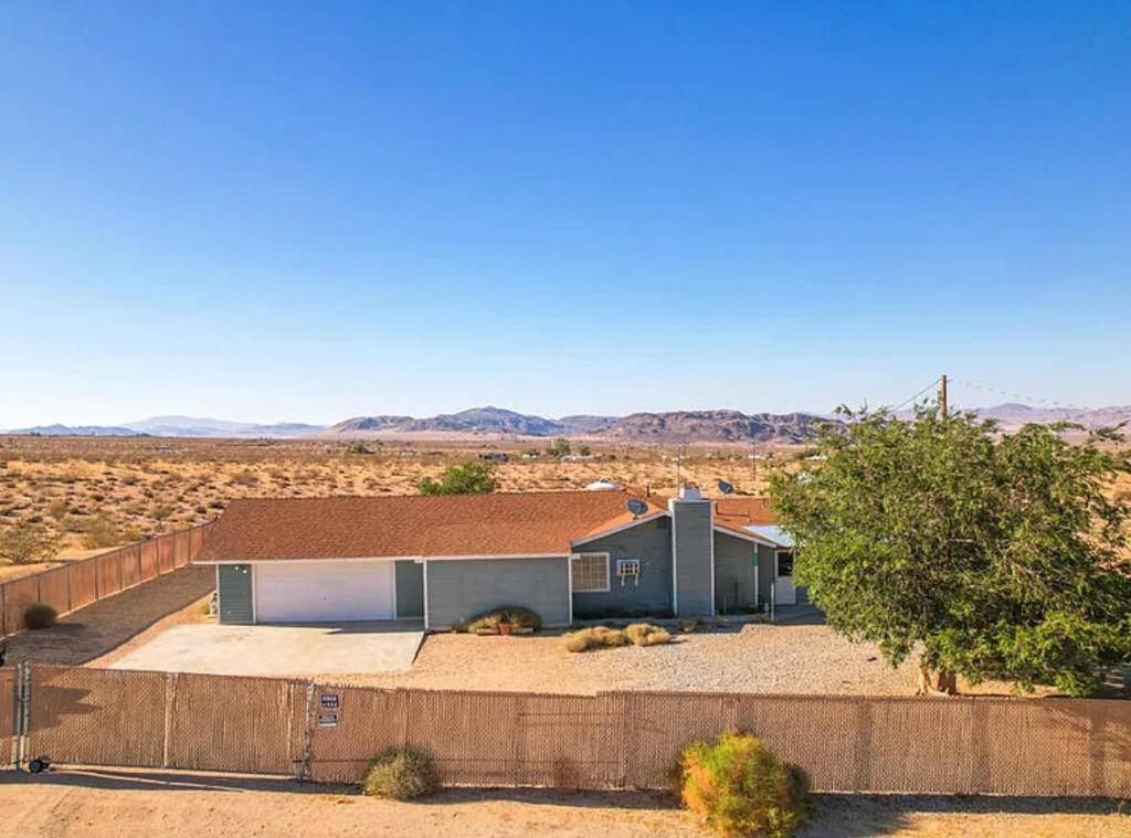 Landers, CA 92285,55540 Shannon RD