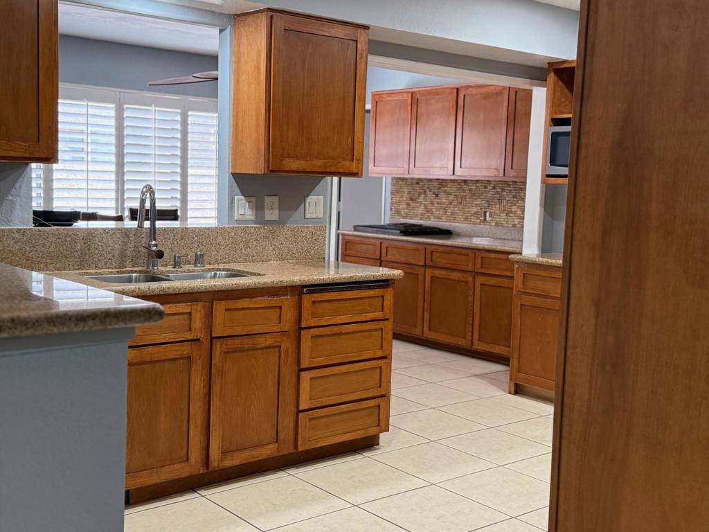 La Quinta, CA 92253,53770 Avenida Carranza