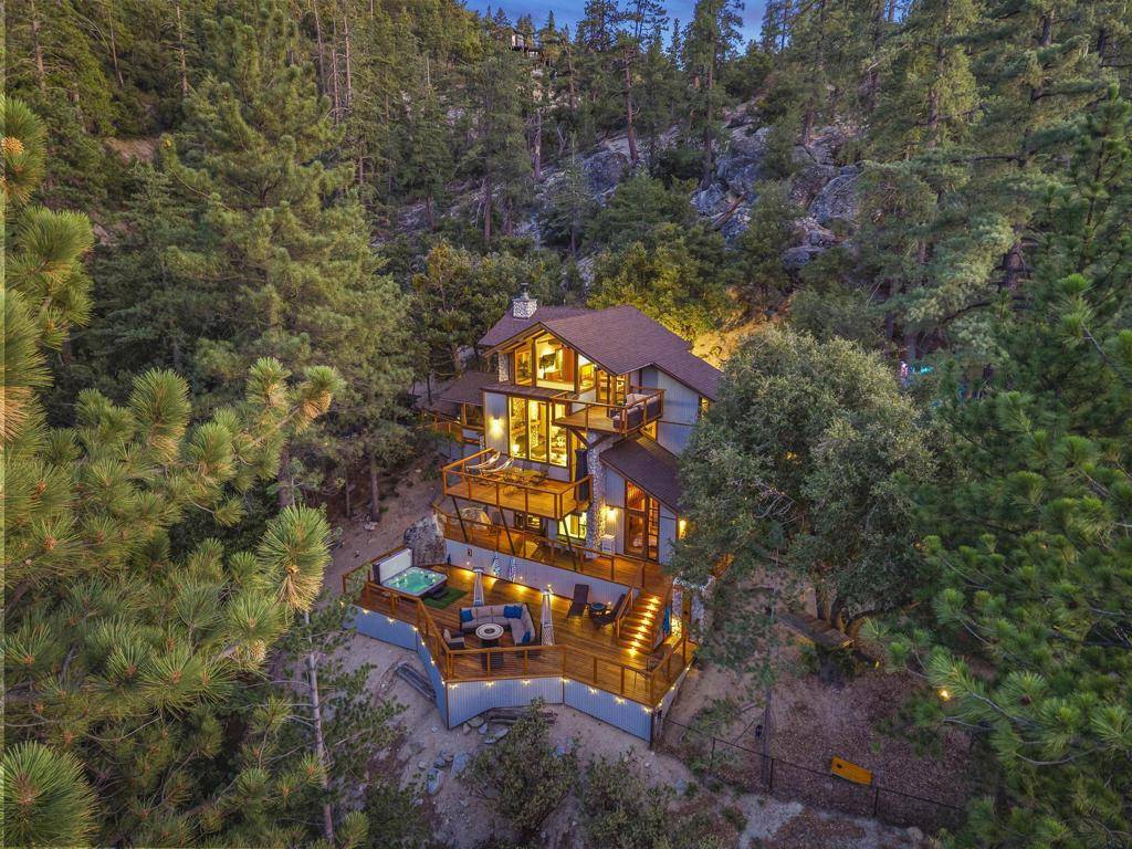 Idyllwild, CA 92549,54789 Wildwood DR